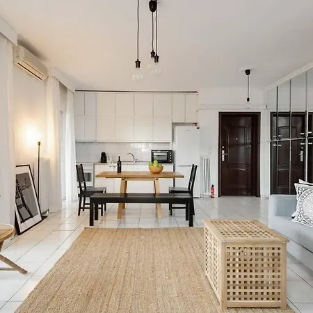 3br 300mts From The